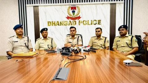 पाकिस्तान में जैश-ए-मोहम्मद से जुड़ा धनबाद का वांटेड प्रिंस खान, ‘मेजर’ की गिरफ्तारी से हत्याओं का नेटवर्क बेनकाब