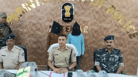 लातेहार में ‘ऑपरेशन ड्रैगन’ का बड़ा धमाका: JJMP के 2 उग्रवादी दबोचे, AK-47 समेत हथियारों का जखीरा बरामद