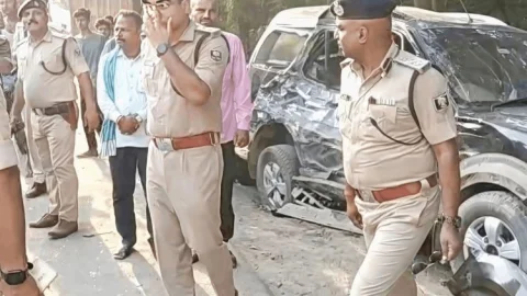 बिहार: खगड़िया NH-31 बना मौत का हाईवे! बेकाबू ट्रक ने ऑटो समेत 3 वाहनों को रौंदा, 6 की दर्दनाक मौत