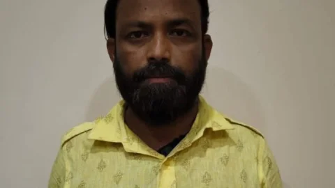 धनबाद में प्रिंस खान गैंग पर पुलिस का बड़ा वार, हथियार सप्लायर सोनू दर्जी गिरफ्तार