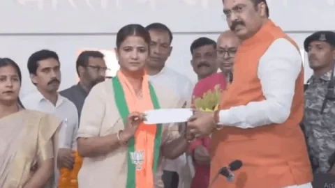 RJD की ‘मुखिया दीदी’ अब BJP के साथ! रितु जायसवाल की एंट्री से बिहार की राजनीति में बड़ा भूचाल