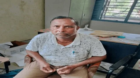 बोकारो में ACB का बड़ा एक्शन: बालीडीह थाना का ASI अयूब अंसारी पांच हजार रुपये घूस लेते धराया