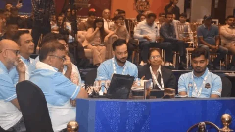 झारखंड T20 लीग ऑक्शन: ईशान किशन से दोगुनी कीमत पर बिके रॉबिन मिंज, कुमार कुशाग्र रहे अनसोल्ड