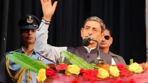 'भ्रम फैलाने वालों को जवाब': बंगाल के राज्यपाल का TMC पर निशाना, बोले- चुनाव में धांधली के दावे बेबुनियाद
