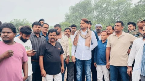 घनुडीह में  सिंह नेचुरल आउटसोर्सिंग पर दबंगई और फायरिंग का आरोप, मेयर ने ओबी डंपिंग पर लगायी रोक