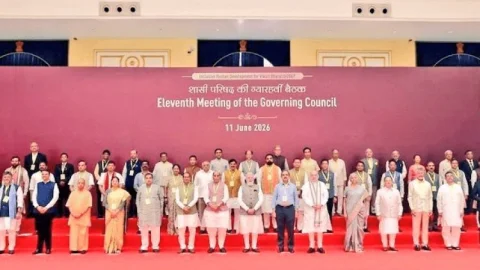 नीति आयोग में हेमंत की हुंकार: PM मोदी के सामने 1.36 लाख करोड़ बकाया और 6000 करोड़ की मांग