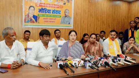 धनबाद पहुंचीं केंद्रीय मंत्री अन्नपूर्णा देवी, बोलीं- मोदी के 12 साल बेमिसाल; राहुल गांधी पर भी साधा निशाना