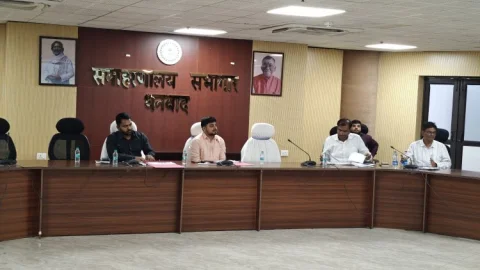 जल संकट खत्म करने की तैयारी: एगारकुंड, कलियासोल और धनबाद में बनेंगे बड़े तालाब, DC ने दिए सख्त निर्देश