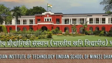 QS World University Ranking 2027 में IIT (ISM) धनबाद का जलवा, पहली बार ग्लोबल रैंकिंग में बनाई जगह