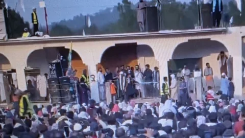 PoK में पाकिस्तान के खिलाफ बगावत तेज! रावलकोट में गूंजा- 'हम पाकिस्तान का हिस्सा नहीं', भारत से जुड़ने की मांग