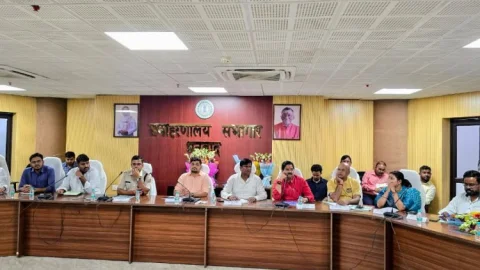 धनबाद-बोकारो रोड फिर खुलेगी? केन्दुआडीह भू-धंसान पर बड़ा फैसला, BCCL 10 जुलाई तक बनाएगा SOP