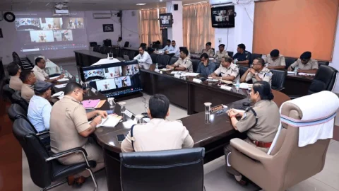 Shravani Mela 2026: AI कैमरे, ड्रोन और 14 हजार जवानों के साए में होगा बाबाधाम का श्रावणी मेला, DGP ने दिए सख्त निर्देश