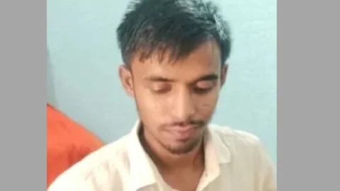 'मनोहर' बनकर 'मनौव्वर' ने रचा प्रेम जाल! हिंदू नाम बताकर नाबालिग को मंदिर ले गया, साहिबगंज में गिरफ्तार