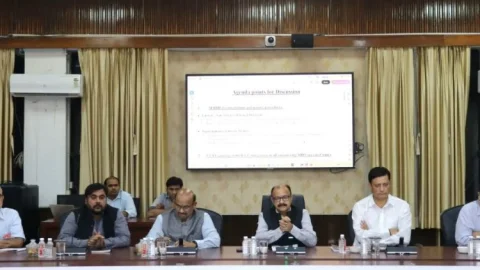 BCCL में सुरक्षा पर बड़ा एक्शन प्लान: CCTV से ICCC तक होगी निगरानी, रात में CISF बढ़ाएगी पहरा