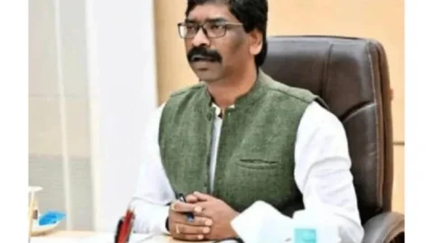 झारखंड कैबिनेट के 53 बड़े फैसले: डॉक्टरों की रिटायरमेंट उम्र 65 साल, धनबाद-MGM में बढ़ेंगी मेडिकल सीटें