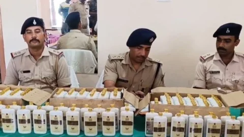 धनबाद में नकली शराब का जखीरा! बकरी शेड से 16,080 बोतलें बरामद, बिहार भेजने की थी तैयारी