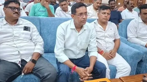झारखंड में जयराम महतो बनाम पुलिस विवाद गरमाया: माफी नहीं तो चरणबद्ध आंदोलन, पुलिस एसोसिएशन ने दी चेतावनी