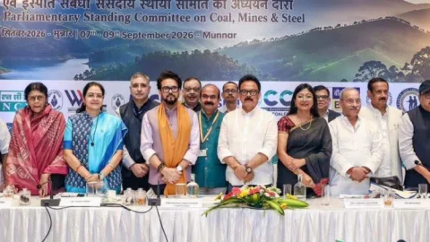 मुन्नार में कोयला नीति पर मंथन, सांसद कालीचरण सिंह की अहम बैठक में भागीदारी