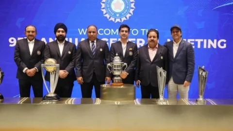 BCCI AGM में 10 बड़े फैसले, IPL गवर्निंग काउंसिल में धूमिल-मजूमदार की एंट्री