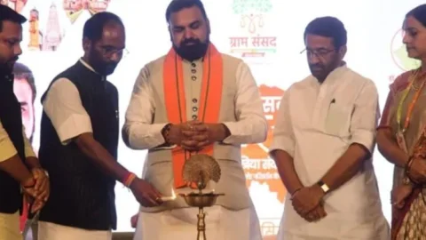 बिहार:गांवों में ईंट-भट्ठे, स्कूल और मोबाइल टावर पर लगेगा टैक्स, CM का बड़ा ऐलान