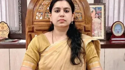 IAS छोड़ राजनीति में उतरीं दिव्या मित्तल, बोलीं- किसी दल के साथ नहीं चलूंगी