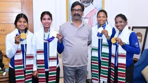 एशियन गेम्स में 44 साल बाद भारत का गोल्ड, झारखंड की 4 बेटियों का कमाल