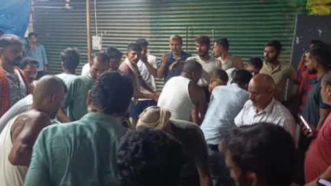 वैशाली नाव हादसा: 13 की मौत, 10 बच्चियों की गई जान; PM और CM ने किया मुआवजे का ऐलान