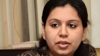 उत्तर प्रदेश :  IAS दिव्या मित्तल का इस्तीफा: ‘देश की मिट्टी का कर्ज चुकाना था’... 13 साल बाद छोड़ी IAS की नौकरी